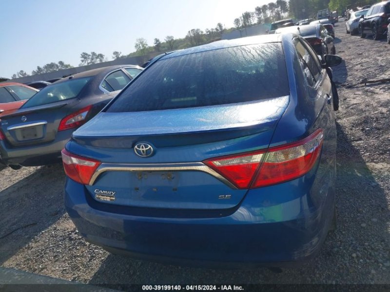 Thumbnail of 2017 Toyota Camry Se with VIN 4T1BF1FK1HU675247