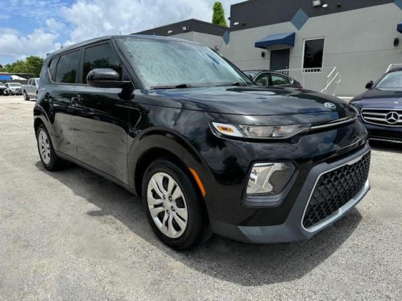 Thumbnail of 2020 Kia Soul Lx with VIN KNDJ23AU4L7028896