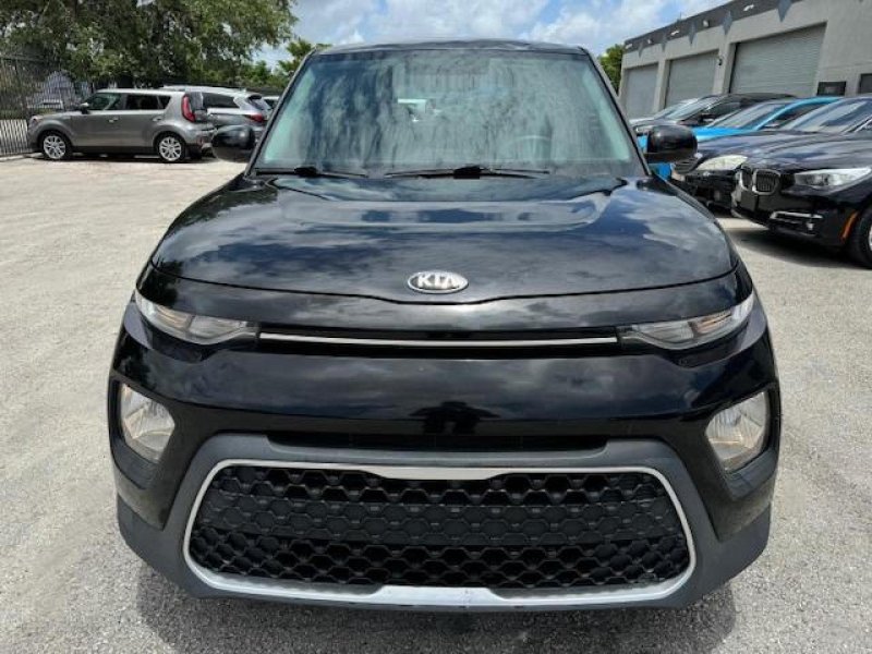 Thumbnail of 2020 Kia Soul Lx with VIN KNDJ23AU4L7028896