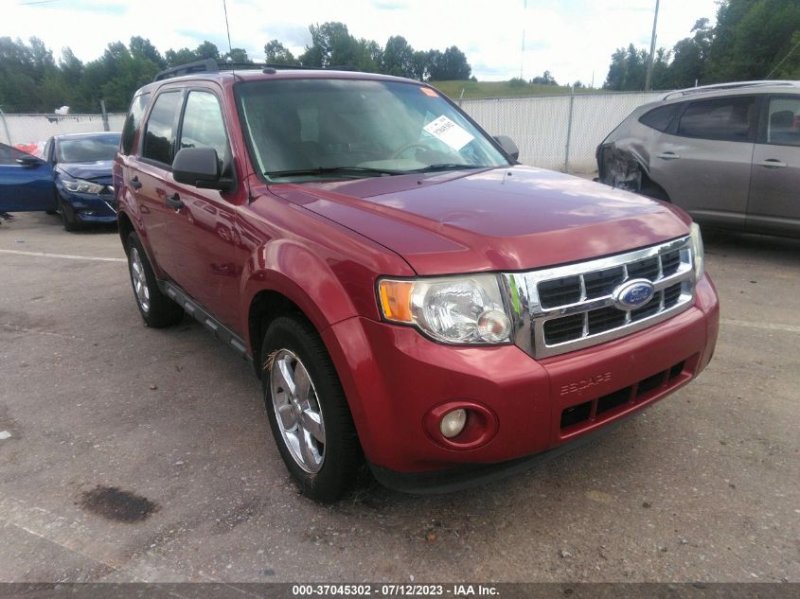 Card image of 2012 Ford Escape Xlt with VIN 1FMCU0DG4CKC13546