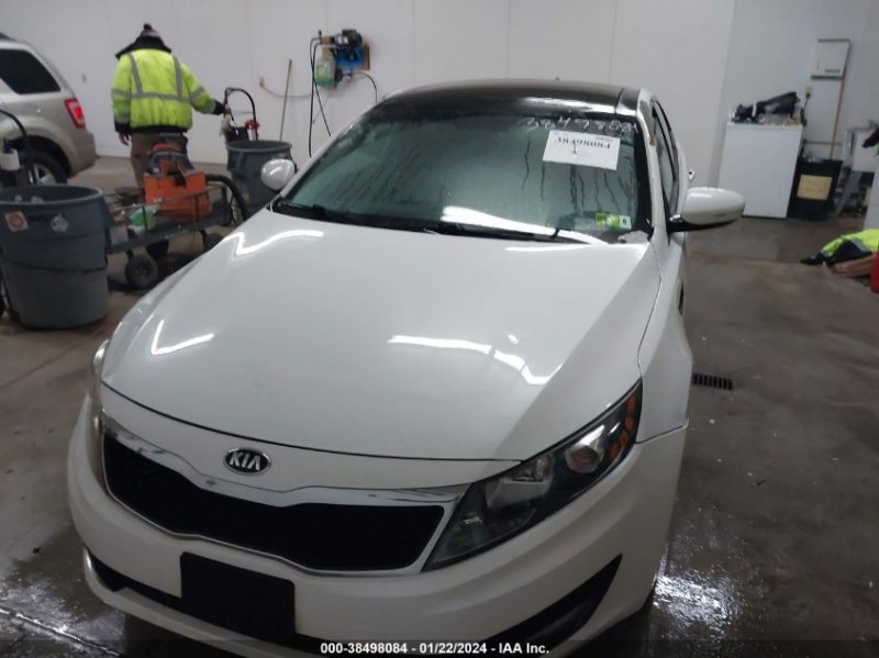 Thumbnail of 2013 Kia Optima Ex with VIN 5XXGN4A76DG254836