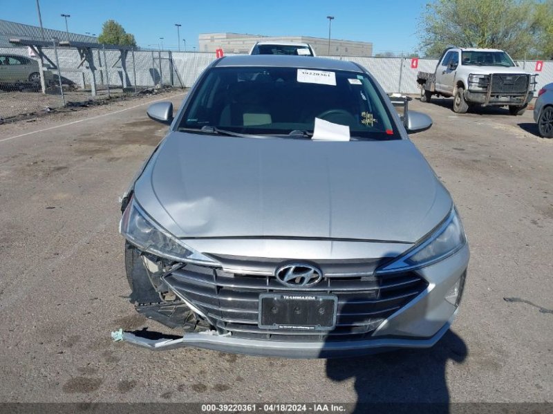 Thumbnail of 2019 Hyundai Elantra Sel with VIN 5NPD84LFXKH446308