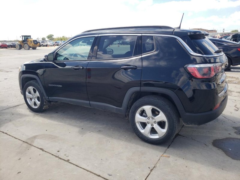 Thumbnail of 2018 Jeep Compass Latitude with VIN 3C4NJCBB9JT226433